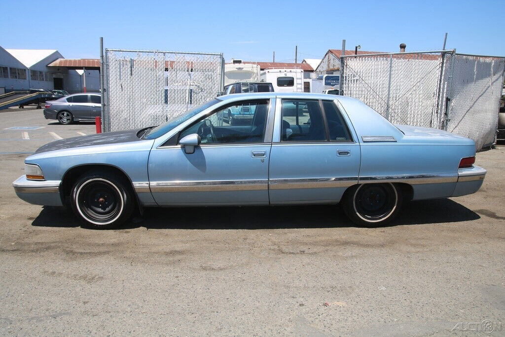1993 Buick Roadmaster - photo 3