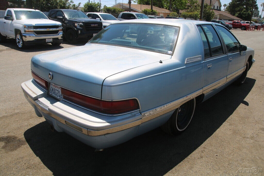 1993 Buick Roadmaster - photo 6