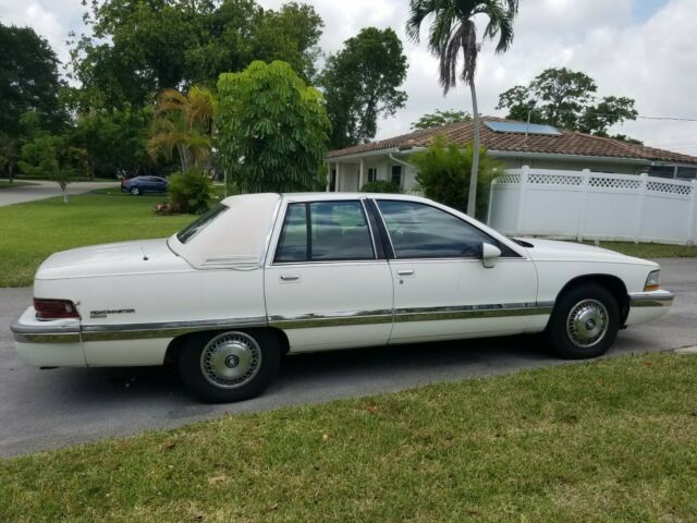 1993 Buick Roadmaster - photo 3
