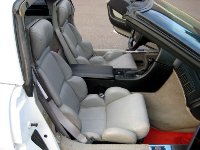 1993 Chevrolet Corvette C-4 Targa Coupe - photo 11