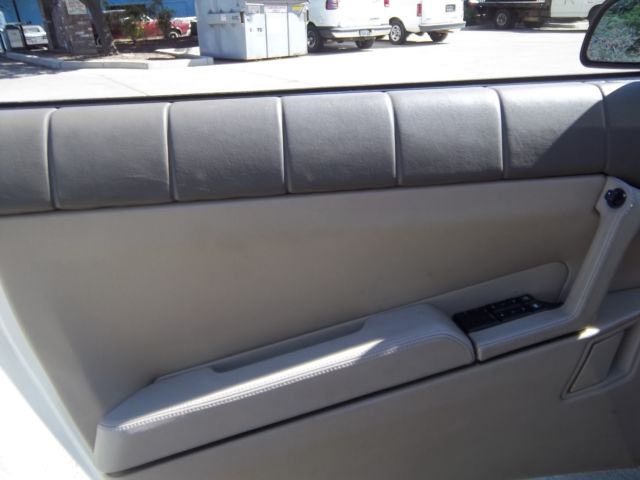 1993 Cadillac Allante - photo 10