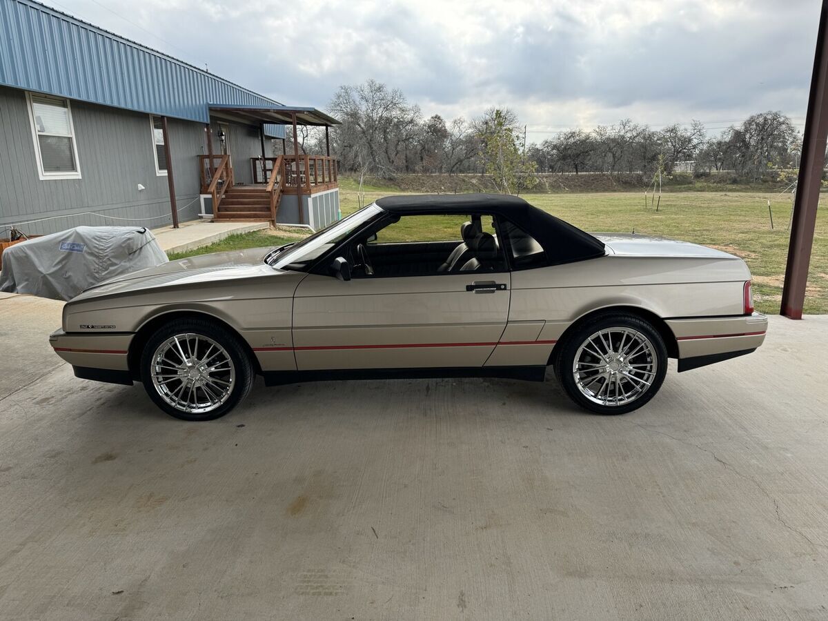 1993 Cadillac Allante - photo 2