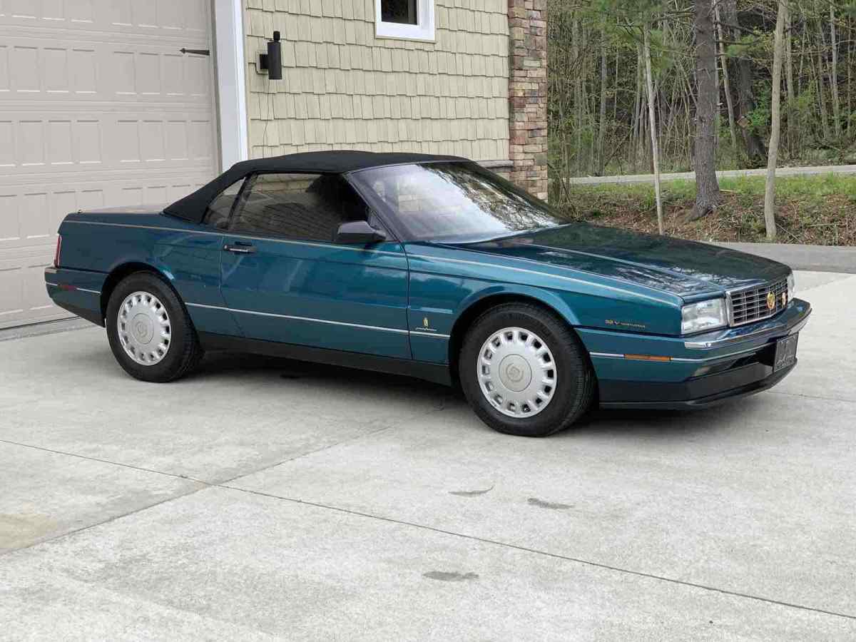 1993 Cadillac Allante - photo 2