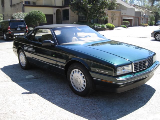1993 CADILLAC ALLANTE CV--Like New 1993 Cadillac Allante 2dr Coupe Convertible