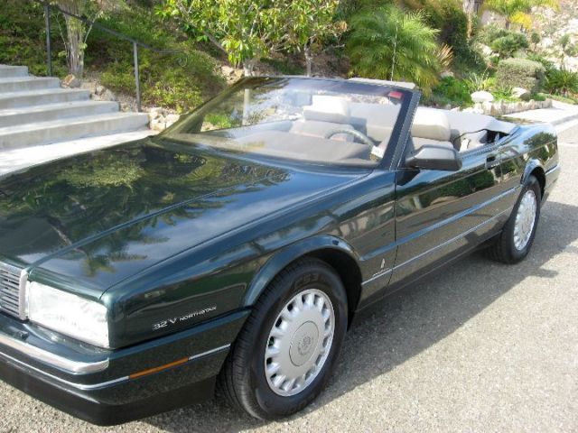 1993 Cadillac Allante 2dr Coupe Convertible - photo 8
