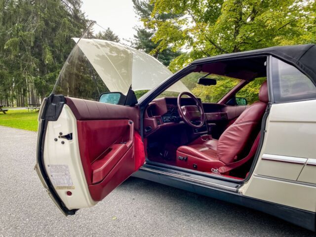 1993 Cadillac Allante - photo 5