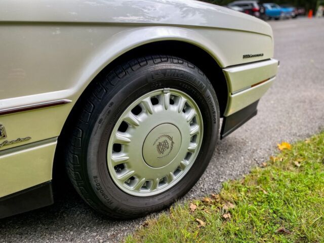 1993 Cadillac Allante - photo 9