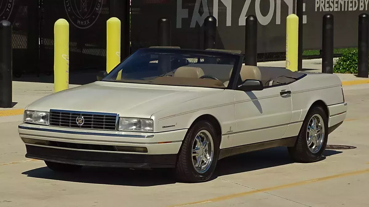 1993 CADILLAC ALLANTE LAST YEAR FOR THE LIMITED PRODUCTION AUTOMOBILE 48000 MILE 1993 Cadillac Allante FACTORY