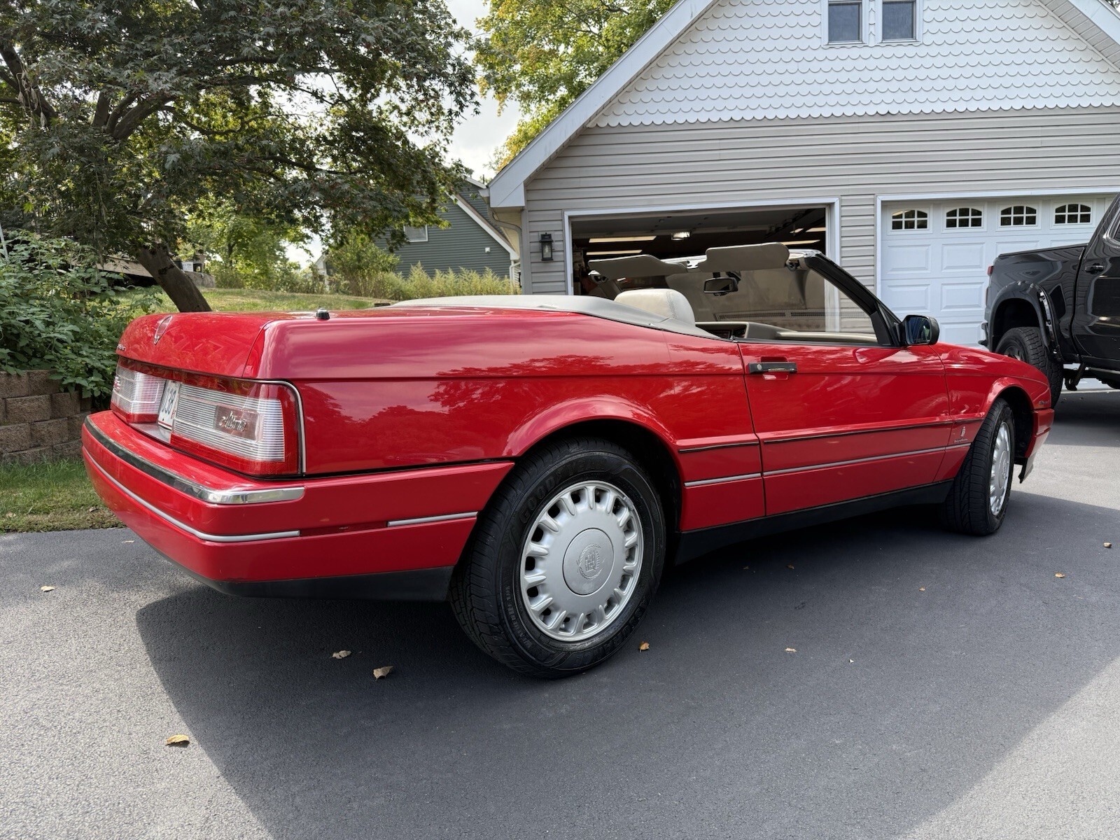 1993 Cadillac Allante - photo 2