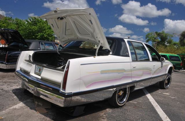 1993 Cadillac Brougham - photo 13