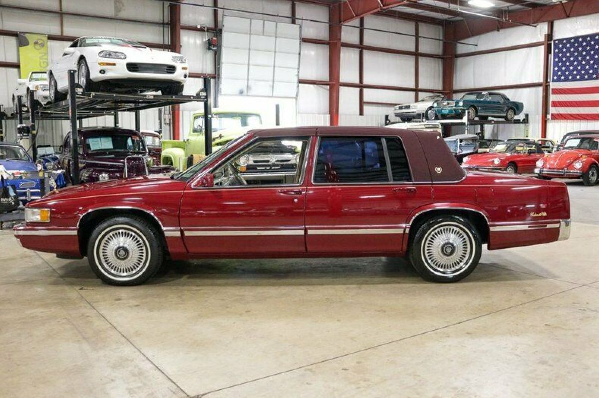 1993 Cadillac DeVille - photo 2