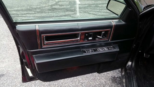 1993 Cadillac DeVille - photo 8