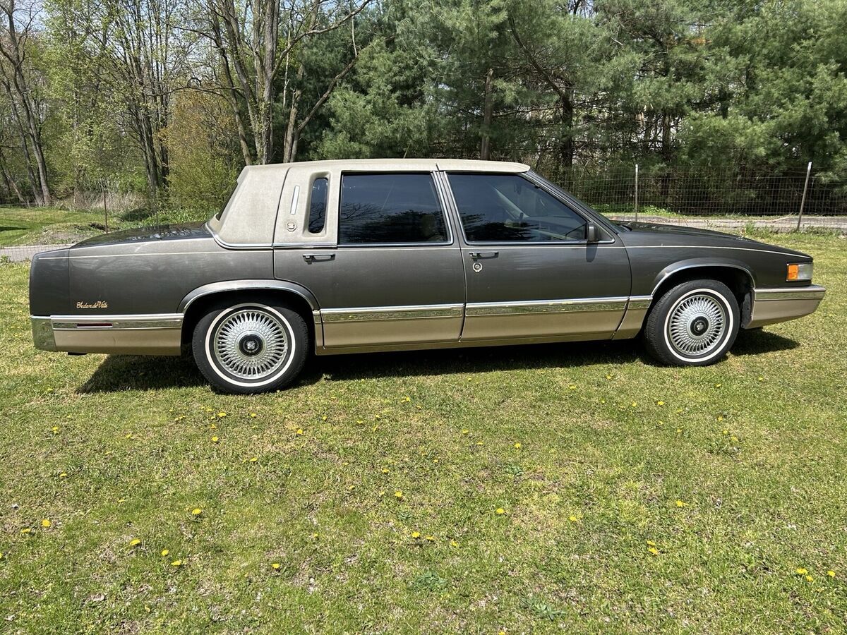 1993 Cadillac DeVille - photo 8