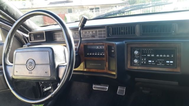 1993 Cadillac DeVille Coupe - photo 8