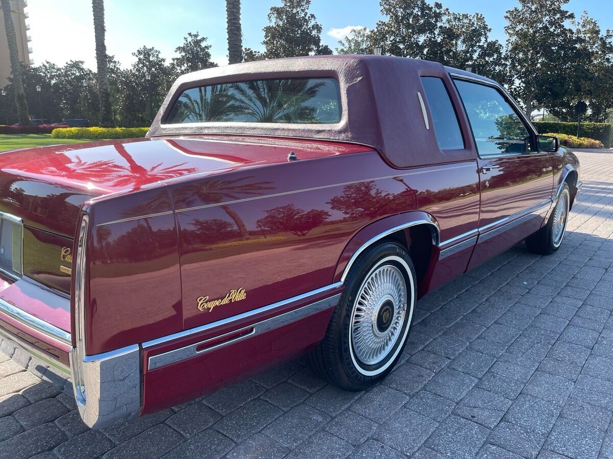1993 Cadillac DeVille Coupe Showroom condition only 14,000 miles - photo 9