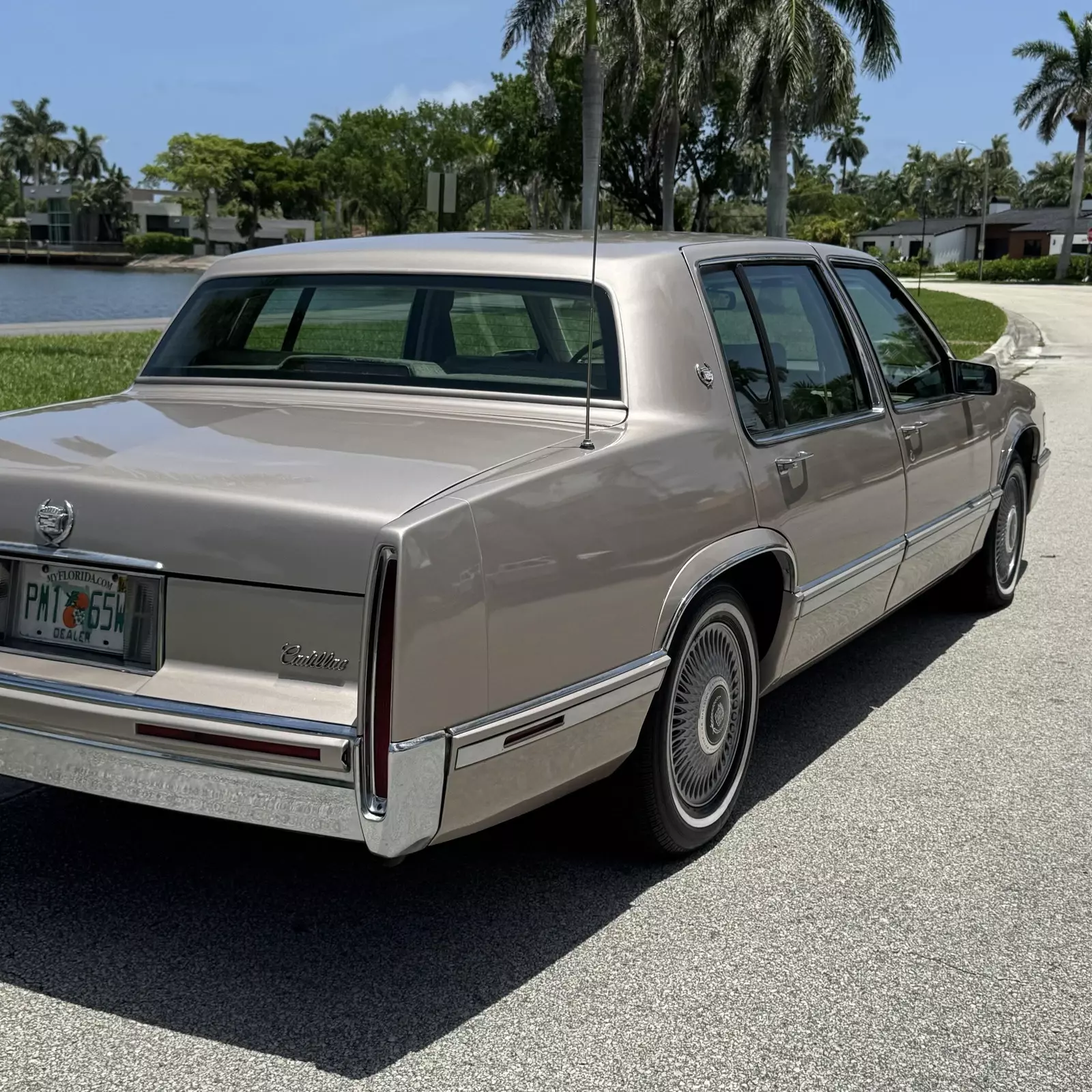 1993 Cadillac DeVille LINCOLN TOWN CAR CONTINENTAL BUICK PARK AVENUE - photo 11