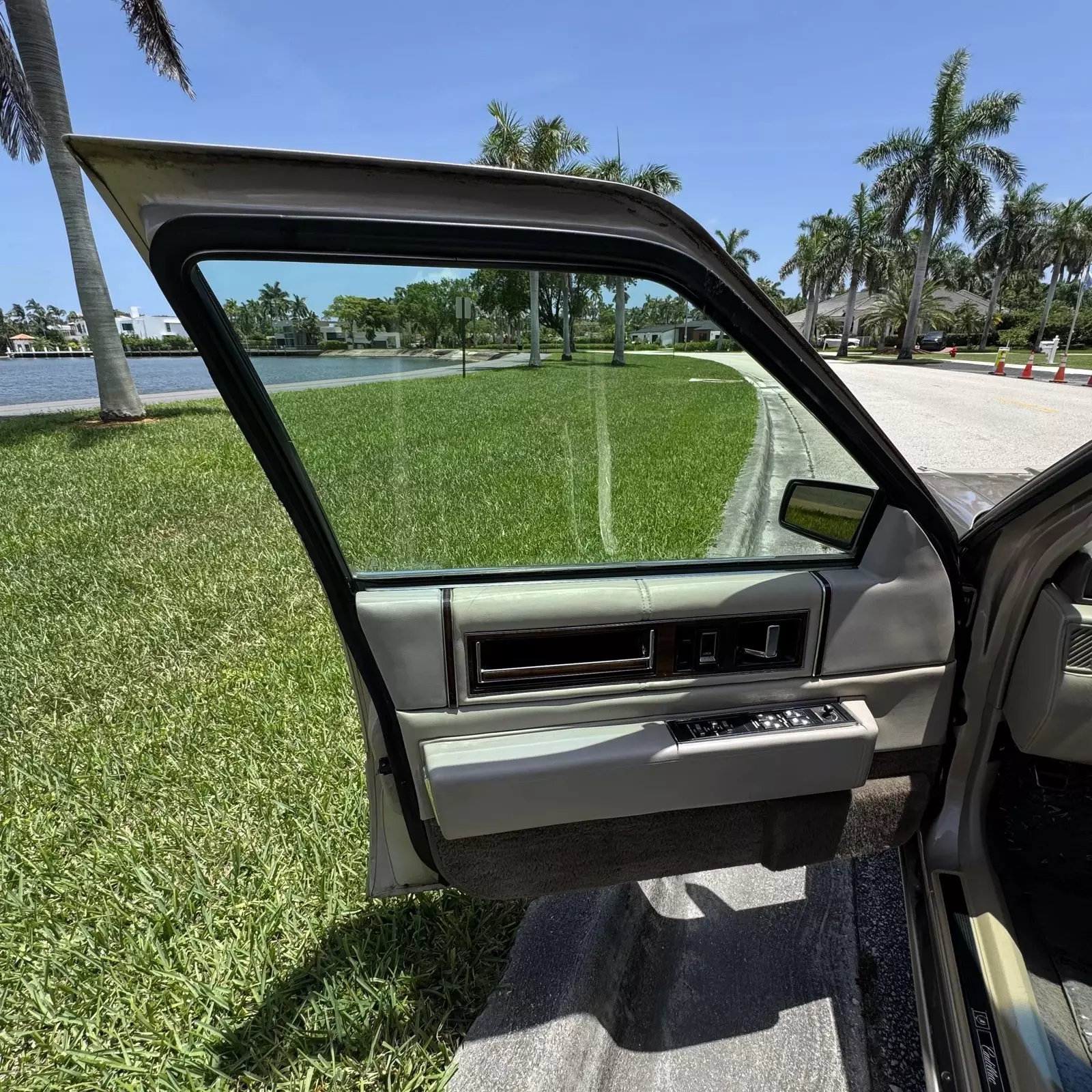 1993 Cadillac DeVille LINCOLN TOWN CAR CONTINENTAL BUICK PARK AVENUE - photo 13