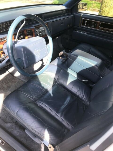 1993 Cadillac DeVille - photo 4