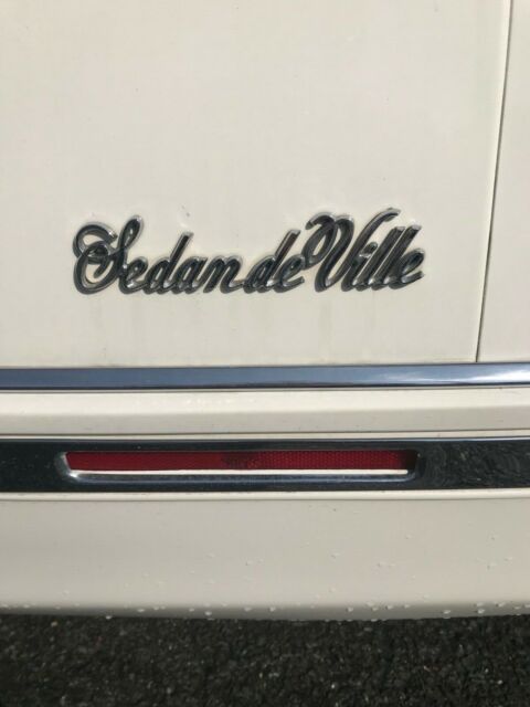 1993 Cadillac DeVille - photo 8