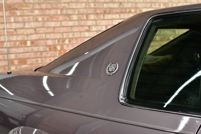 1993 Cadillac Eldorado - CLEAN CARFAX LOCAL TRADE 4.9L V8 ENGINE GRAY LEA - photo 12