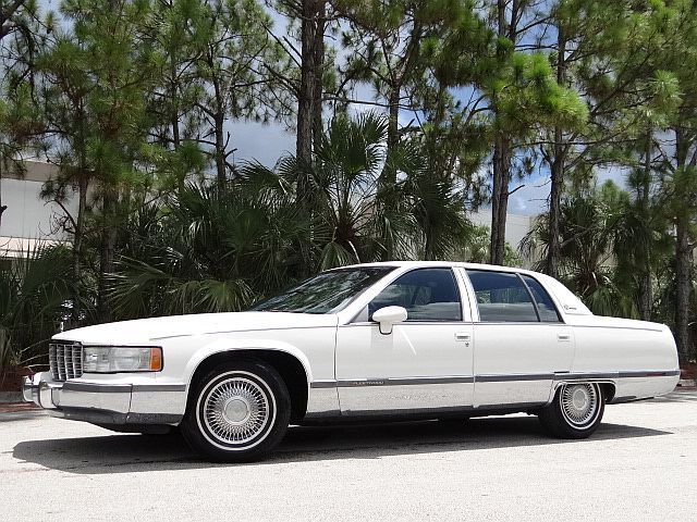 1993 CADILLAC FLEETWOOD 1 OWNER ESTATE CAR FLORIDA NO RUST LOW MILES MUST SEE 1993 Cadillac Fleetwood Brougham