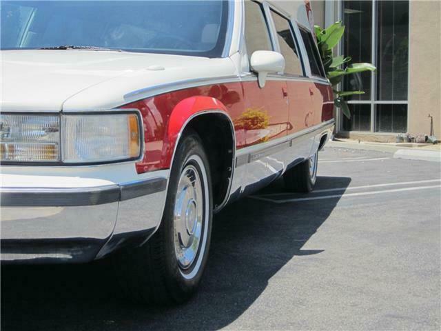 1993 Cadillac Fleetwood - photo 8