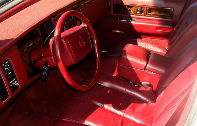 1993 Cadillac Fleetwood - photo 12