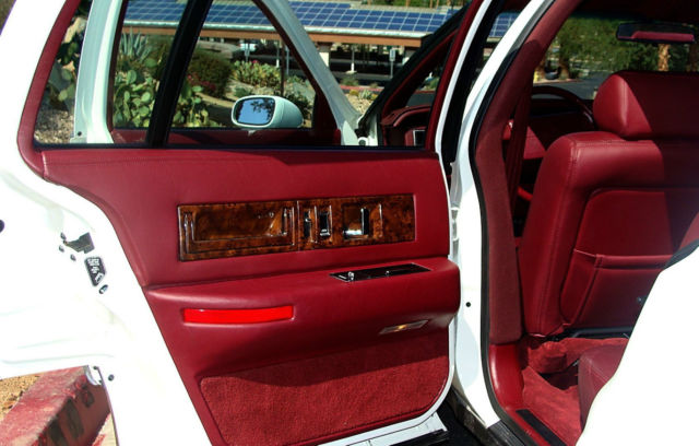 1993 Cadillac Fleetwood - photo 6