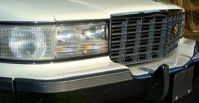 1993 Cadillac Fleetwood - photo 8