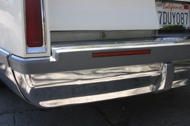 1993 Cadillac Brougham Fleetwood - photo 12