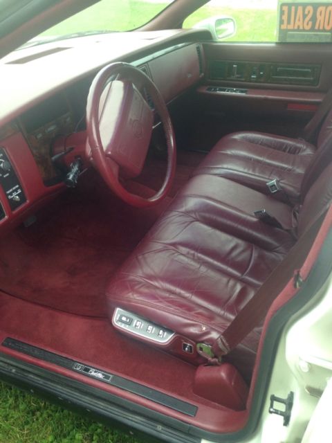 1993 Cadillac Fleetwood - photo 6