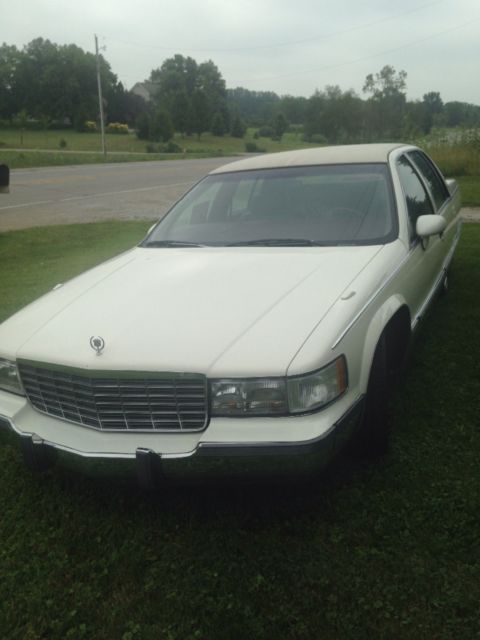 1993 Cadillac Fleetwood - photo 8