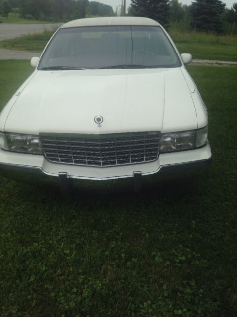 1993 Cadillac Fleetwood - photo 9