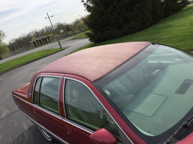 1993 Cadillac Fleetwood Brougham Sedan 4-Door - photo 11