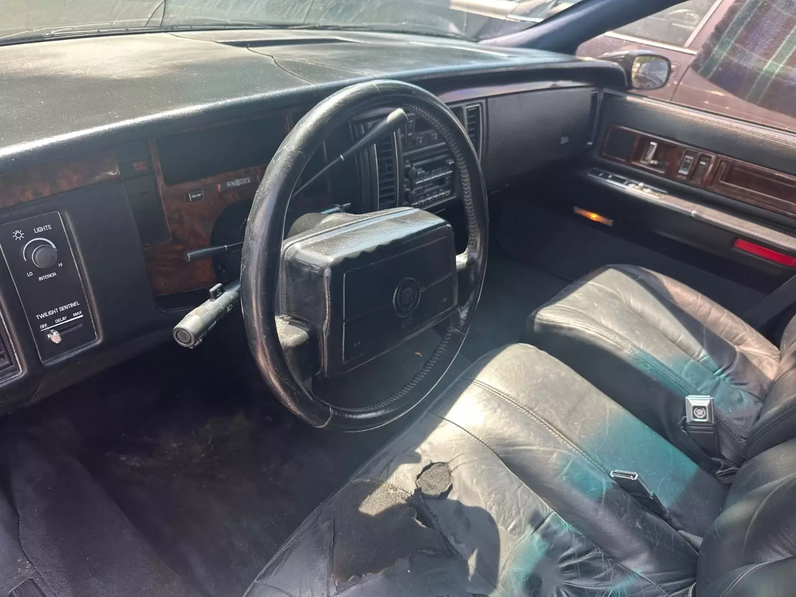 1993 Cadillac Fleetwood - photo 10