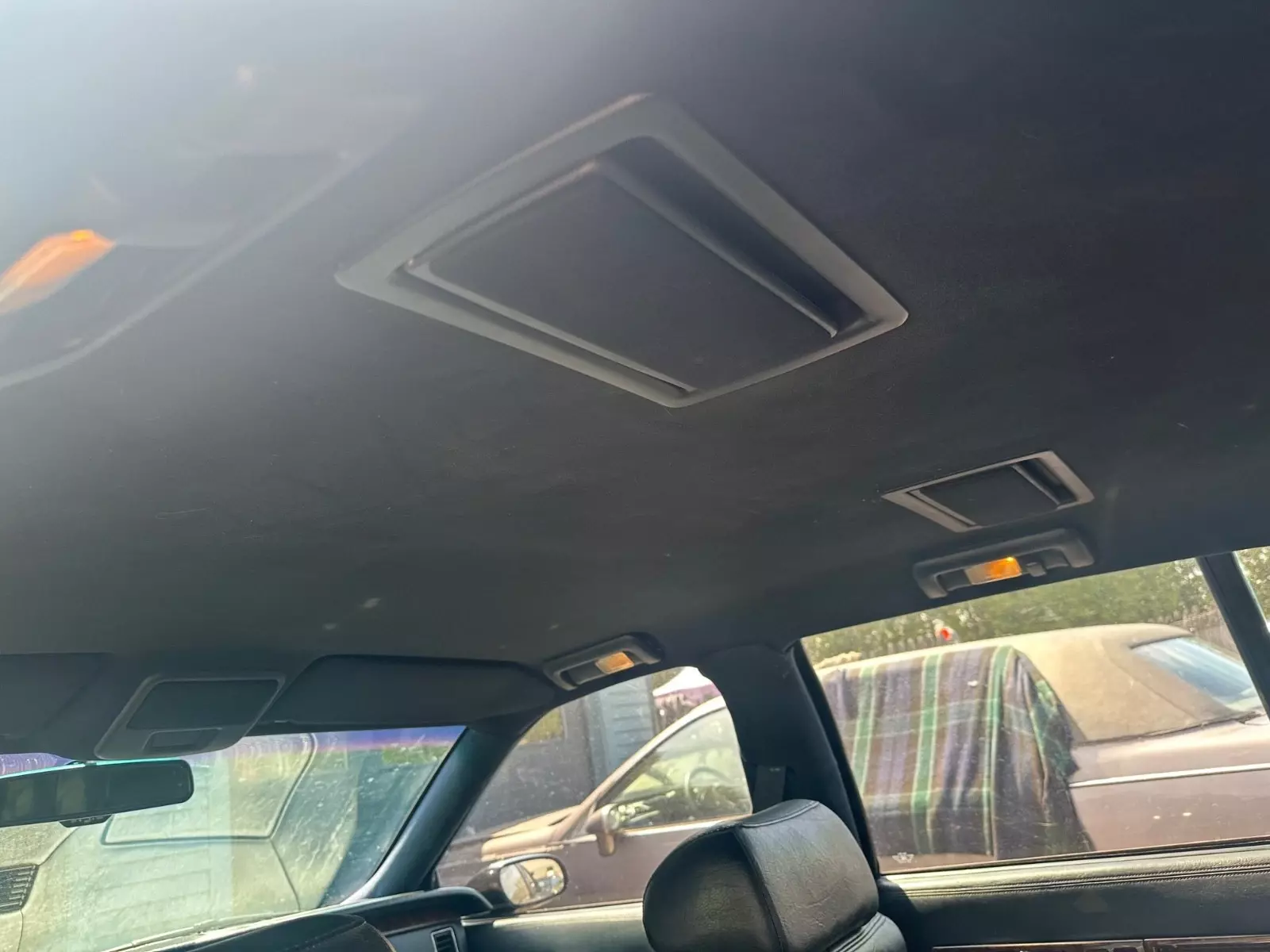 1993 Cadillac Fleetwood - photo 11