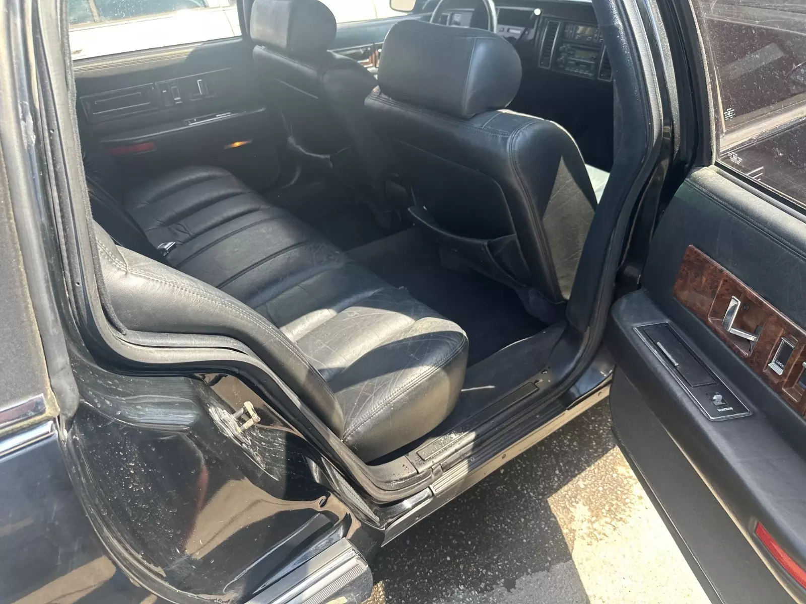 1993 Cadillac Fleetwood - photo 6