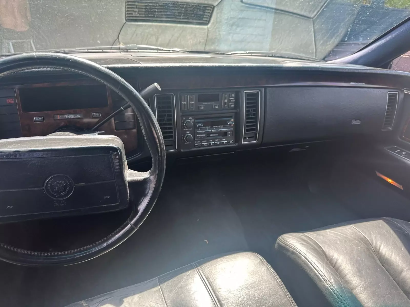 1993 Cadillac Fleetwood - photo 7