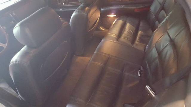 1993 Cadillac Brougham - photo 10