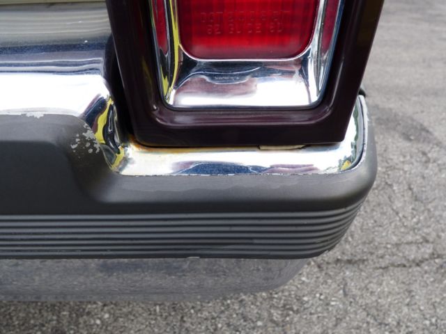 1993 Cadillac Brougham - photo 10