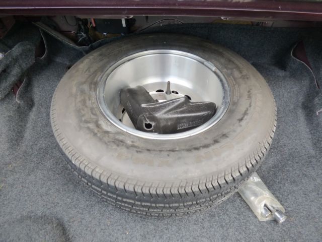 1993 Cadillac Brougham - photo 12