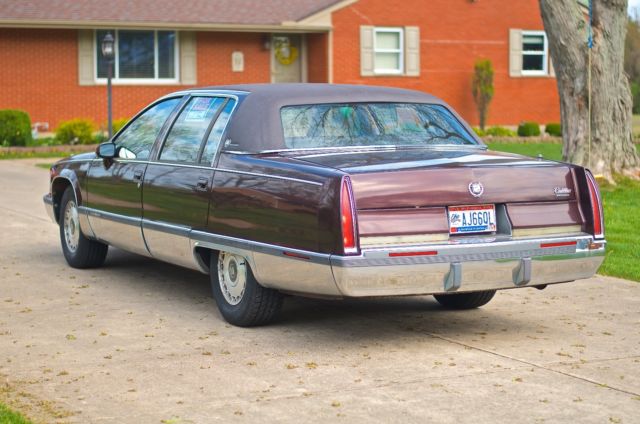 1993 Cadillac Fleetwood - photo 11