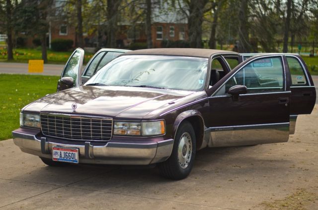 1993 Cadillac Fleetwood - photo 6