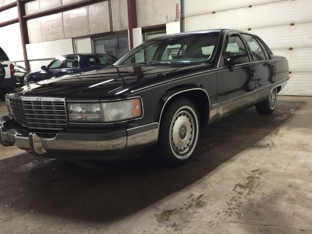 1993 Cadillac Fleetwood Brougham Sedan - photo 6
