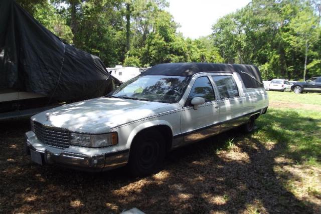 1993 Cadillac Fleetwood Funeral Hearse 50k Miles Perfect For Haunted House 1993 Cadillac Fleetwood Funeral