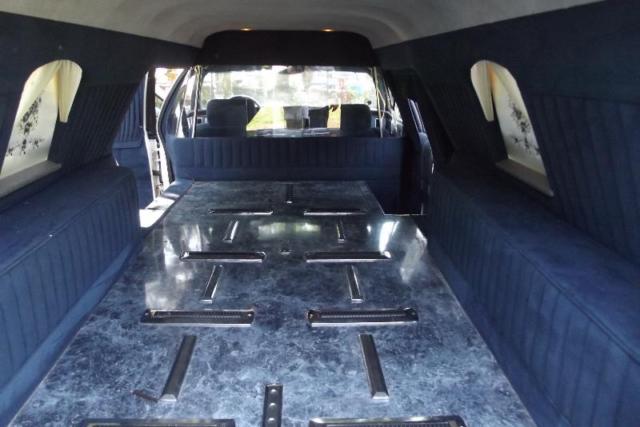 1993 Cadillac Fleetwood Funeral - photo 8