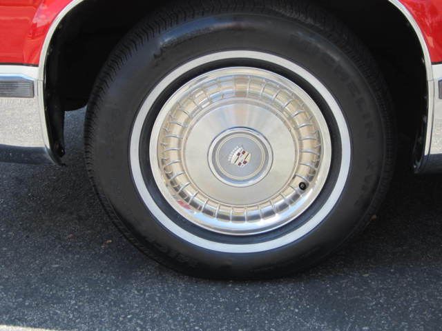1993 Cadillac Fleetwood -- - photo 9