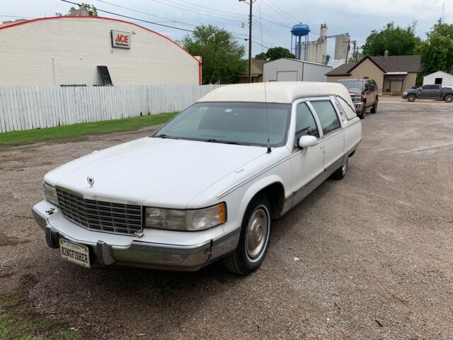 1993 Cadillac Fleetwood S&S - photo 3