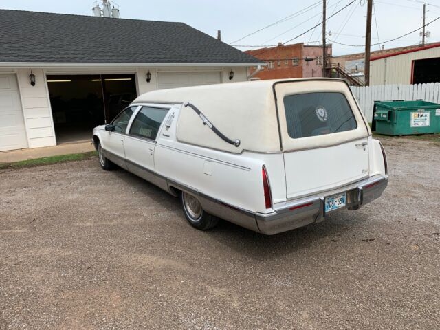 1993 Cadillac Fleetwood S&S