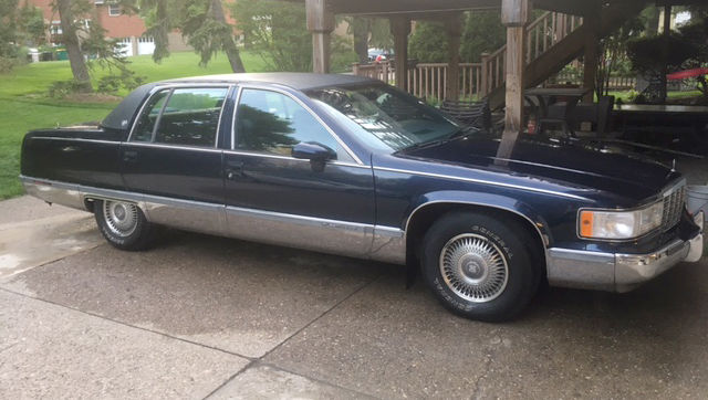 1993 Cadillac Fleetwood - photo 2